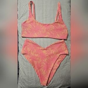 Skatie Melly Highwaisted V Cut Bottoms Sm/Top M